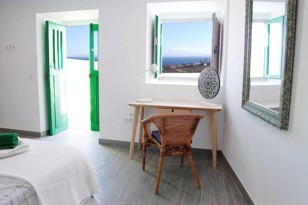 Typical Canarian House With Fabulous Sea Views Tias Ngoại thất bức ảnh